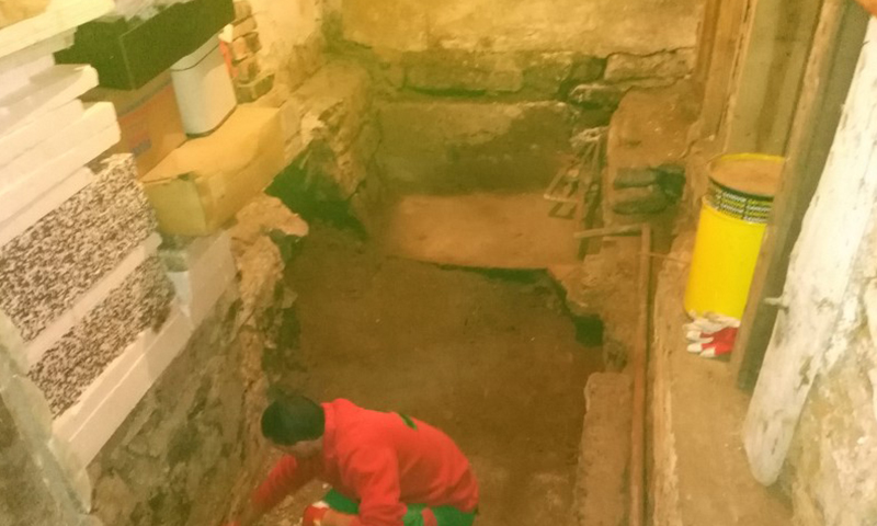 Ošetrenie krovu proti červotočom