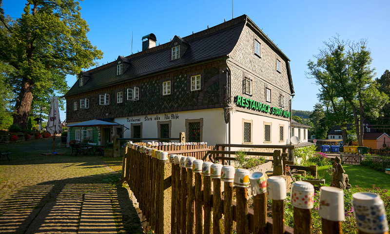 Starý mlýn - oprava roubeni